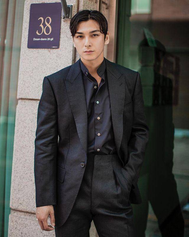 Kim Sejun (instagram.com/asser_kim)