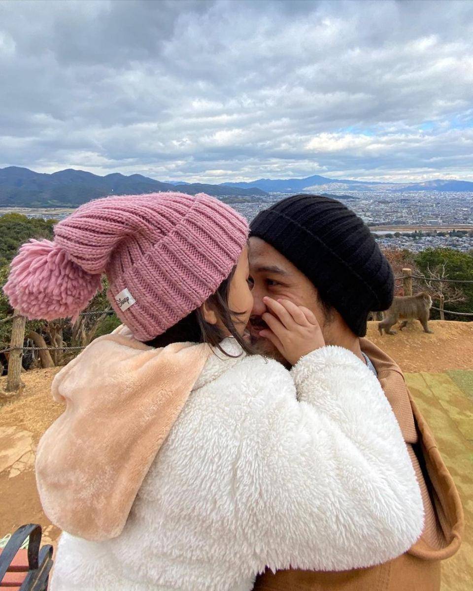 potret Chicco Jerikho momong anak saat liburan (instagram.com/chicco.jerikho)