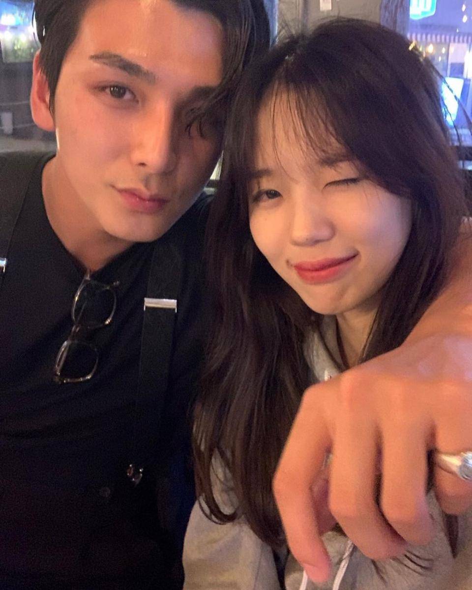 potret keakraban cast Single's Inferno 2 (instagram.com/asser__kim)