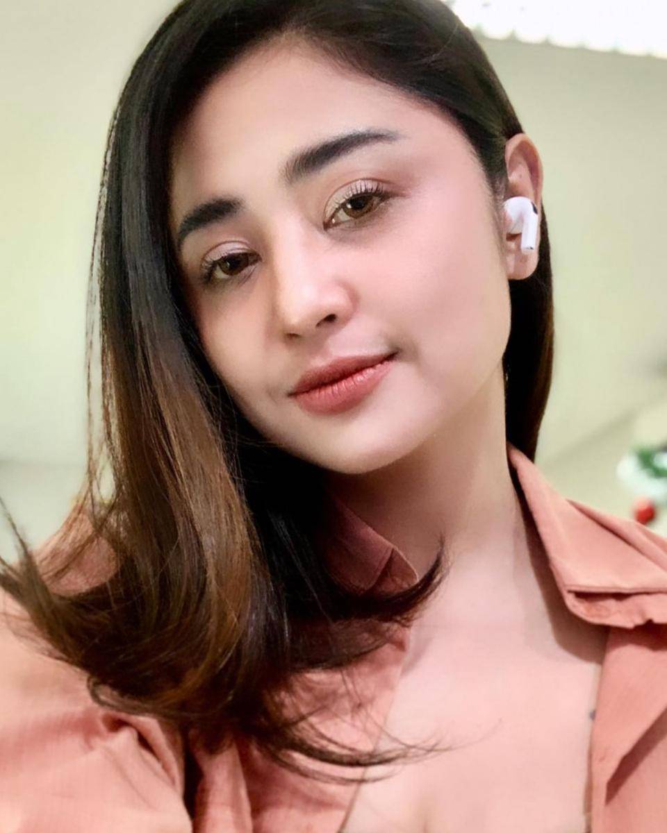 potret Dewi Perssik (instagram.com/ dewiperssik9)