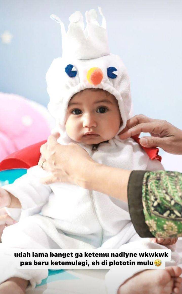 potret Nadlyne cosplay jadi maskot Mixue (instagram.com/ismailfakk)