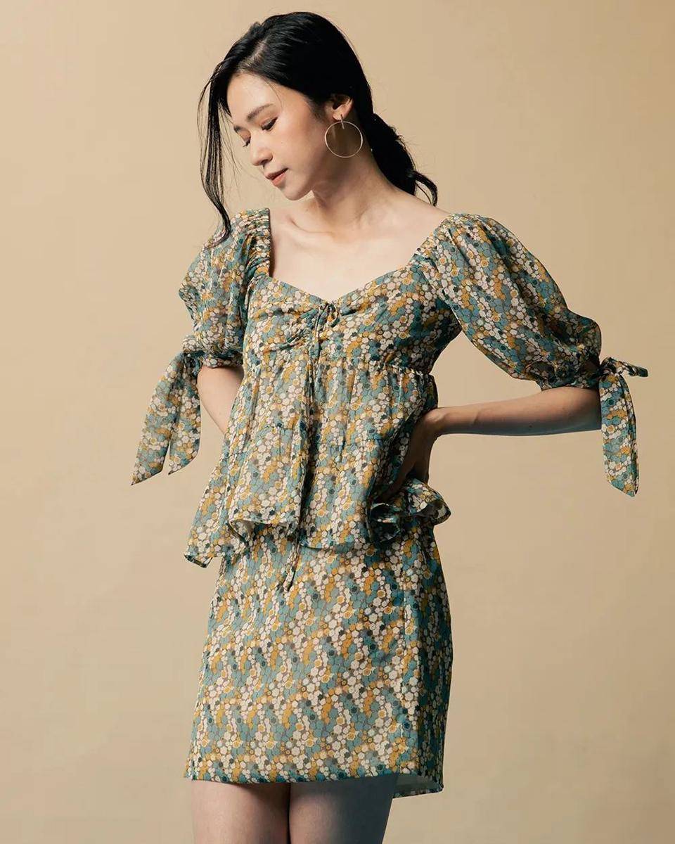 inspirasi outfit Laura Basuki (instagram.com/laurabas)