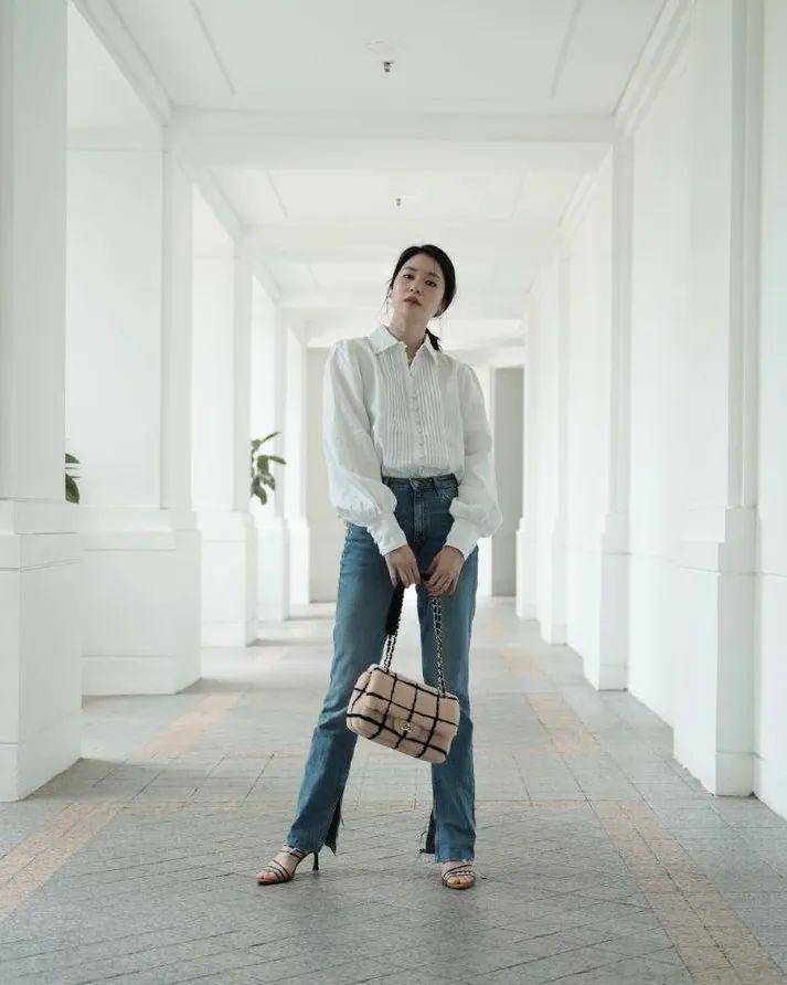 inspirasi outfit Laura Basuki (instagram.com/laurabas)