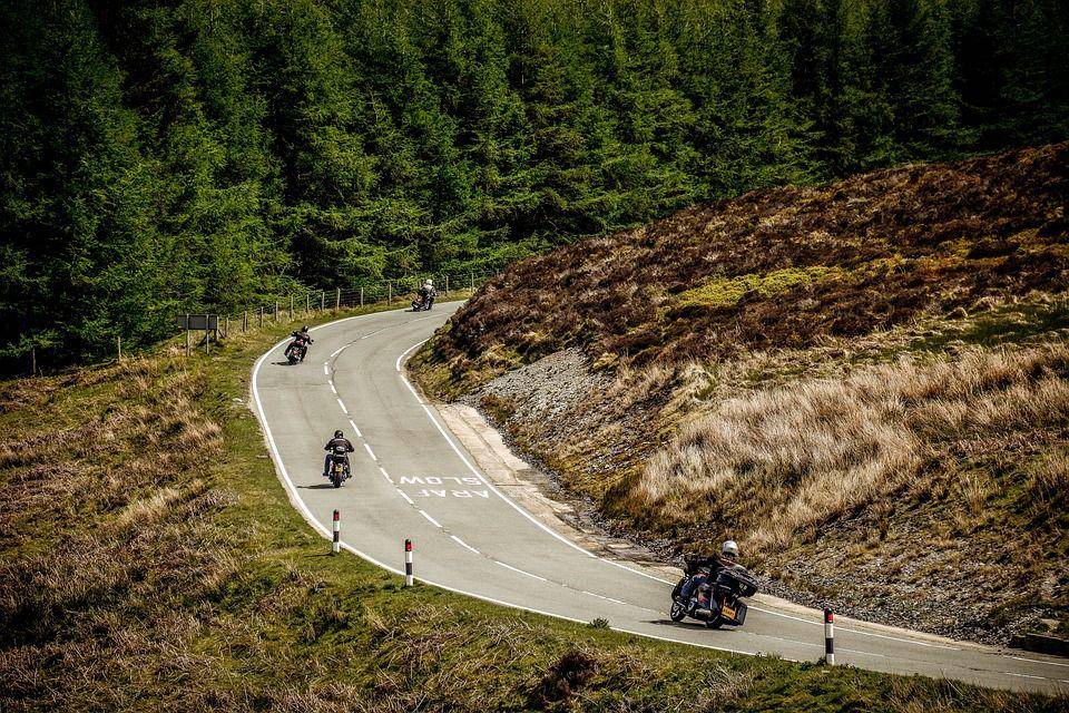 ilustrasi touring motor (pixabay.com/steelfish)