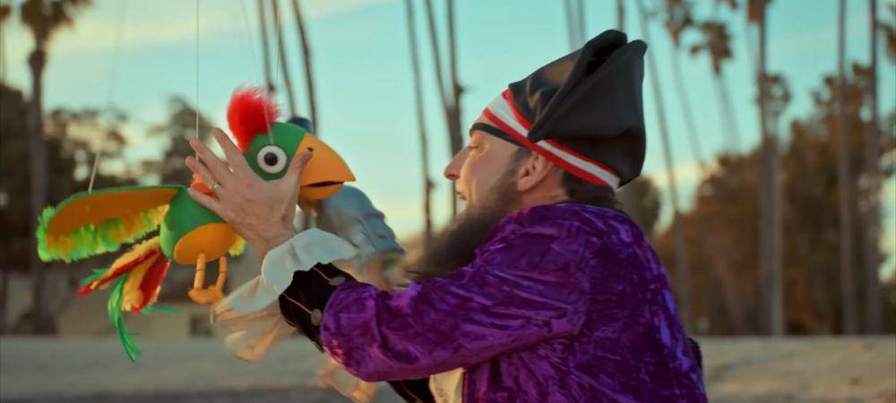 karakter Patchy si Bajak laut di episode "SpongeBob's Big Birthday Blowout" (youtube.com/SpongeBob SquarePants Official)