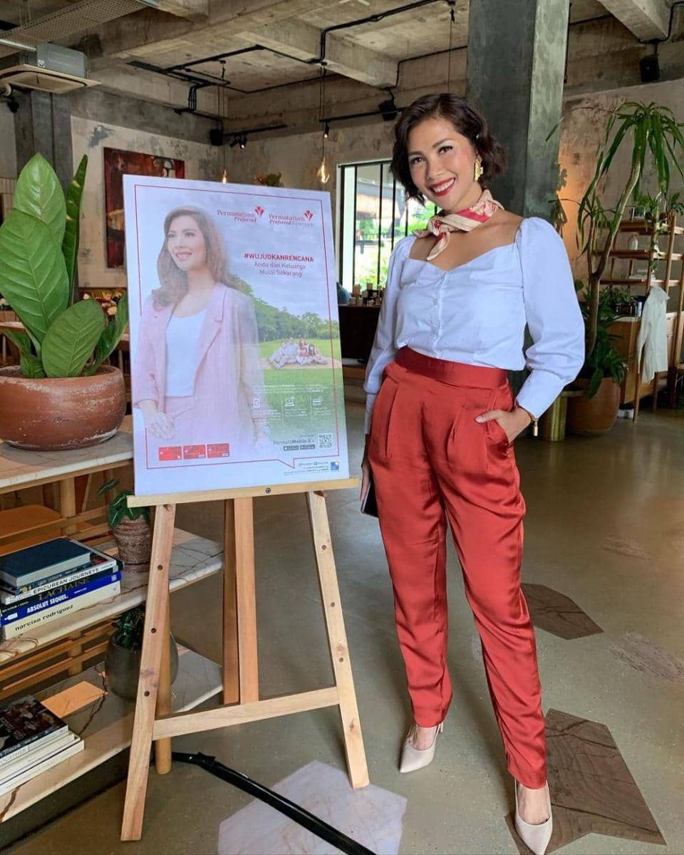 Nadia Mulya (instagram.com/nadiamulya)