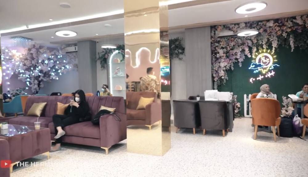 potret kantor Anang dan Ashanty (youtube.com/TheHermansyaha6world)