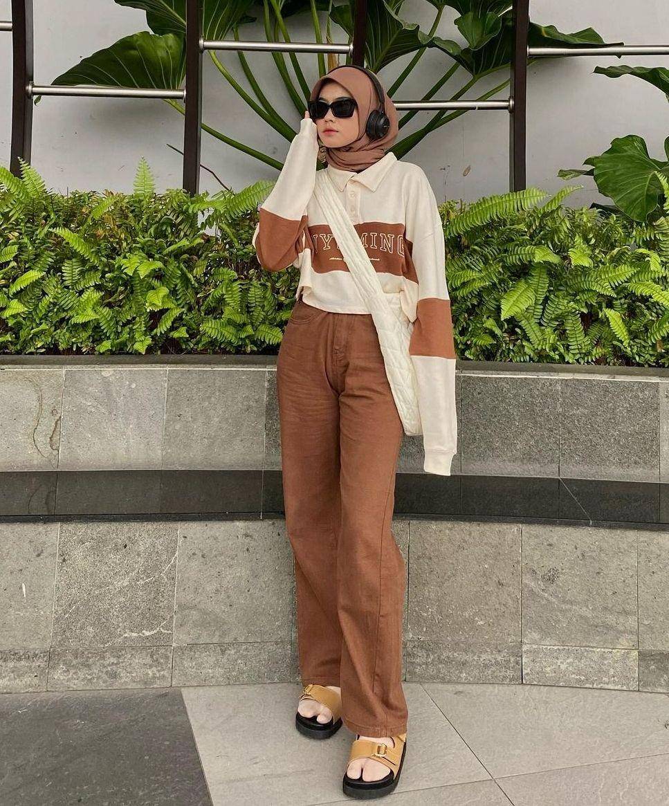 OOTD hijab kaos rugby (instagram.com/swulann01)