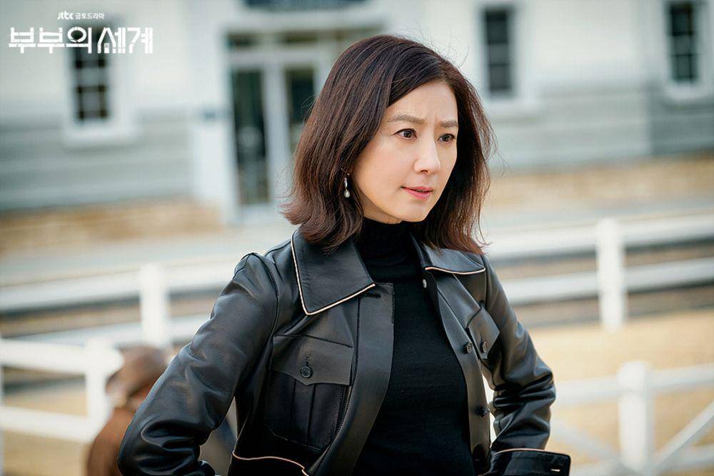 Kim Hee Ae di The World of the Married (dok. JTBC/The World of the Married)
