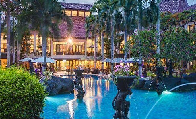 novotel (instagram.com/novotelngagelsurabaya)