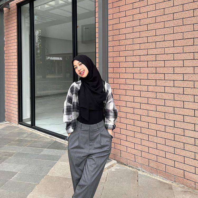 potrer Adiba Khanza (instagram.com/adiba.knz)
