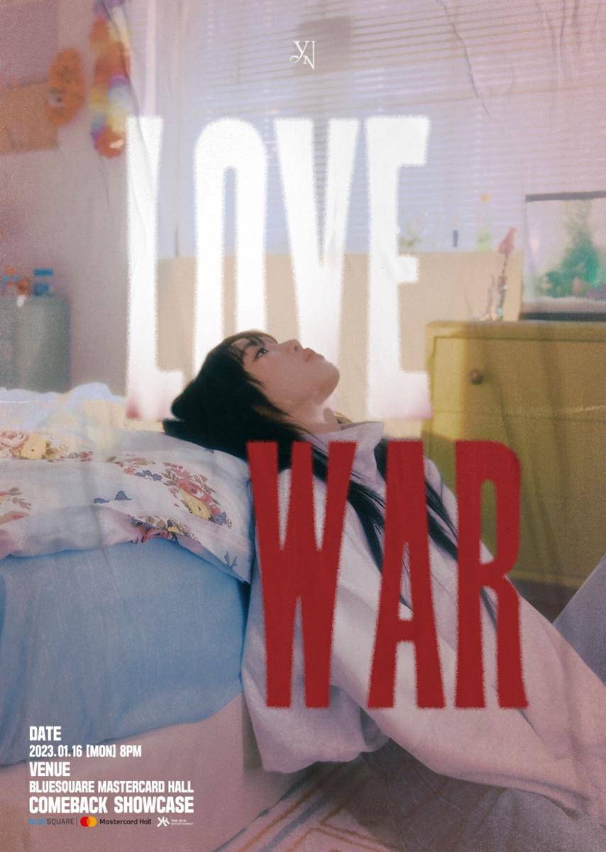 poster showcase untuk 1st single album Yena bertajuk "Love War" (twitter.com/YENA_OFFICIAL)