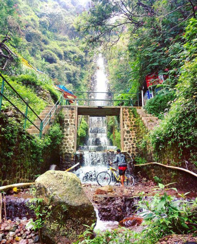 Air Terjun Tirtosari (instagram.com/irvan_k_net)