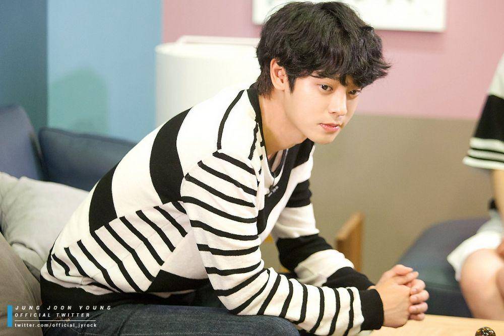 Jung Joon Young (twitter.com/official_JYrock)