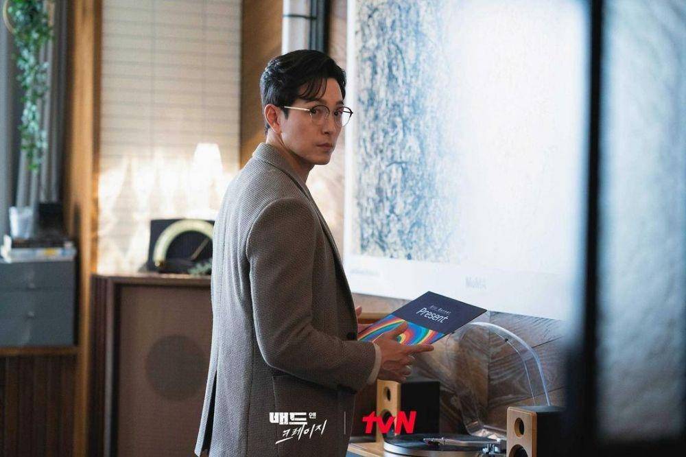 Jung Sung Il (instagram.com/ygmicael)