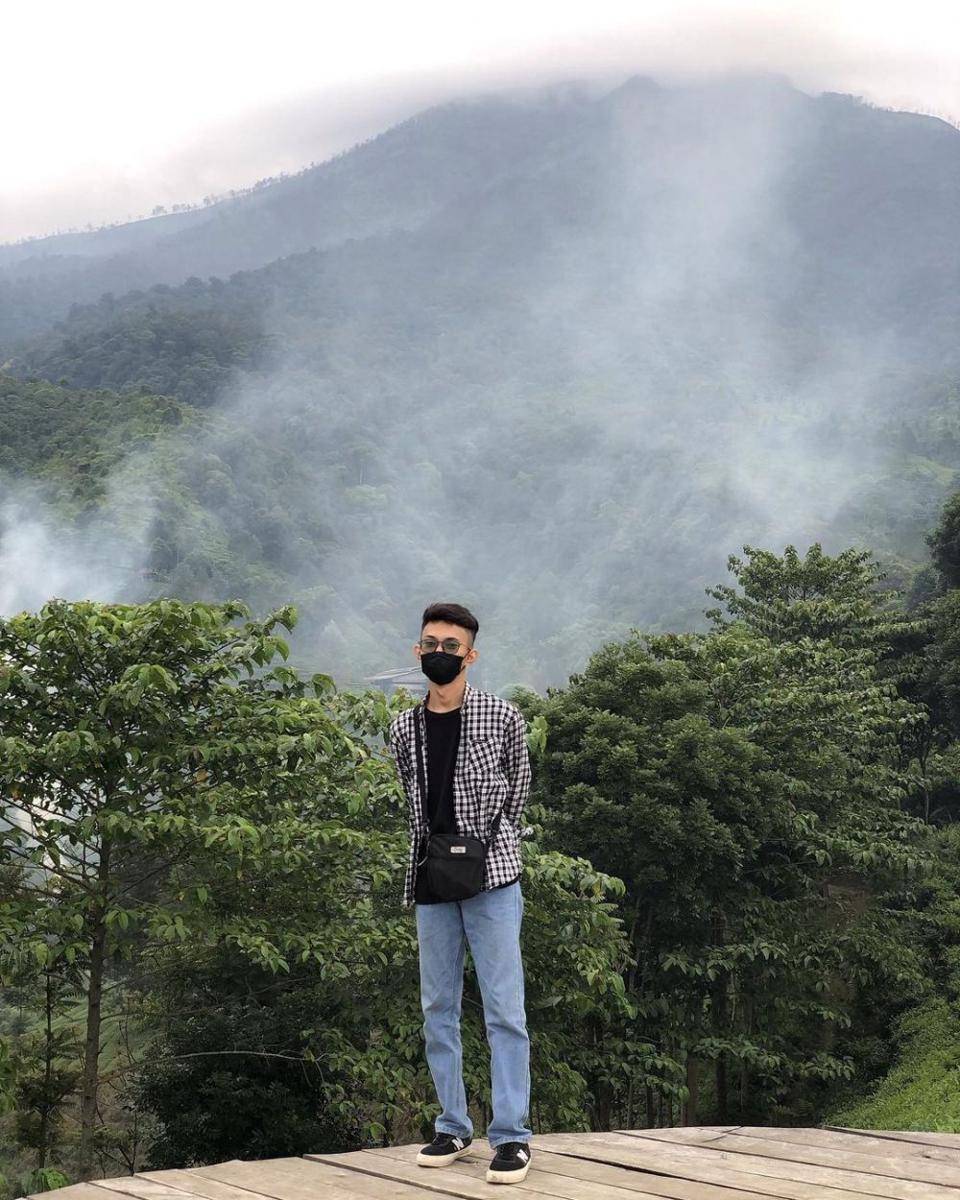 Perkebunan Teh Sirah Kencong Blitar (instagram.com/ndhoni_)