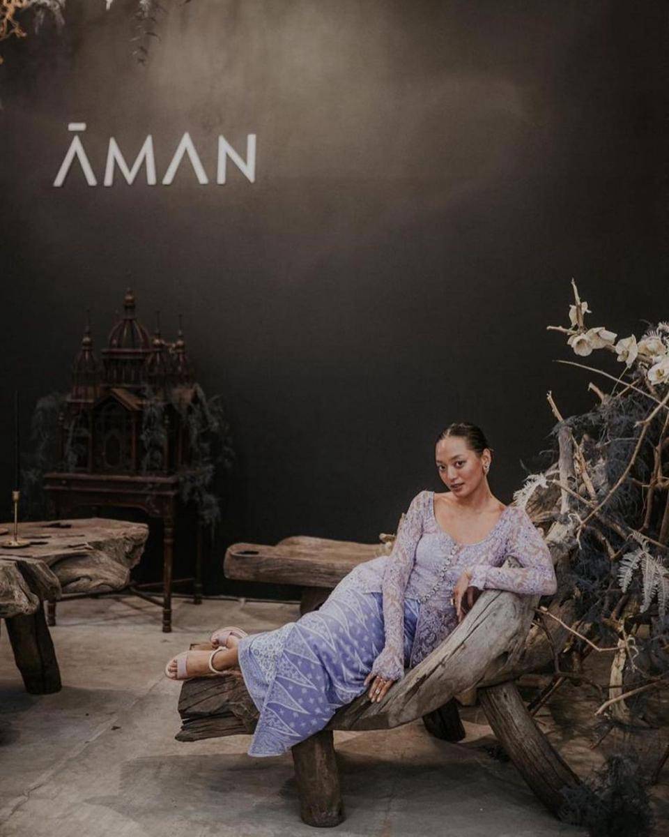 Kebaya Asmara Abigail (instagram.com/asmaraabigail)