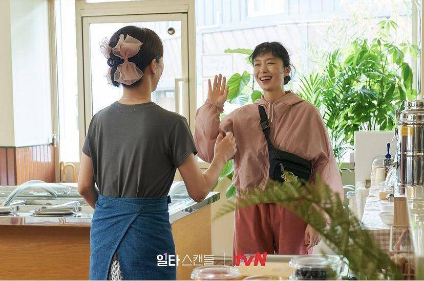adegan dalam crash course in romance (instagram.com/tvn_drama)