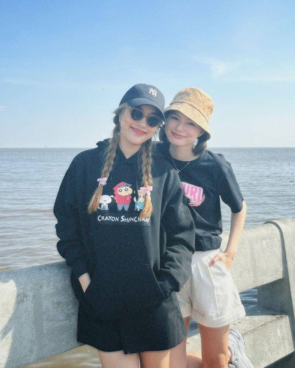 Freen Sarocha dan Becky Armstrong (twitter.com/srchafreen)