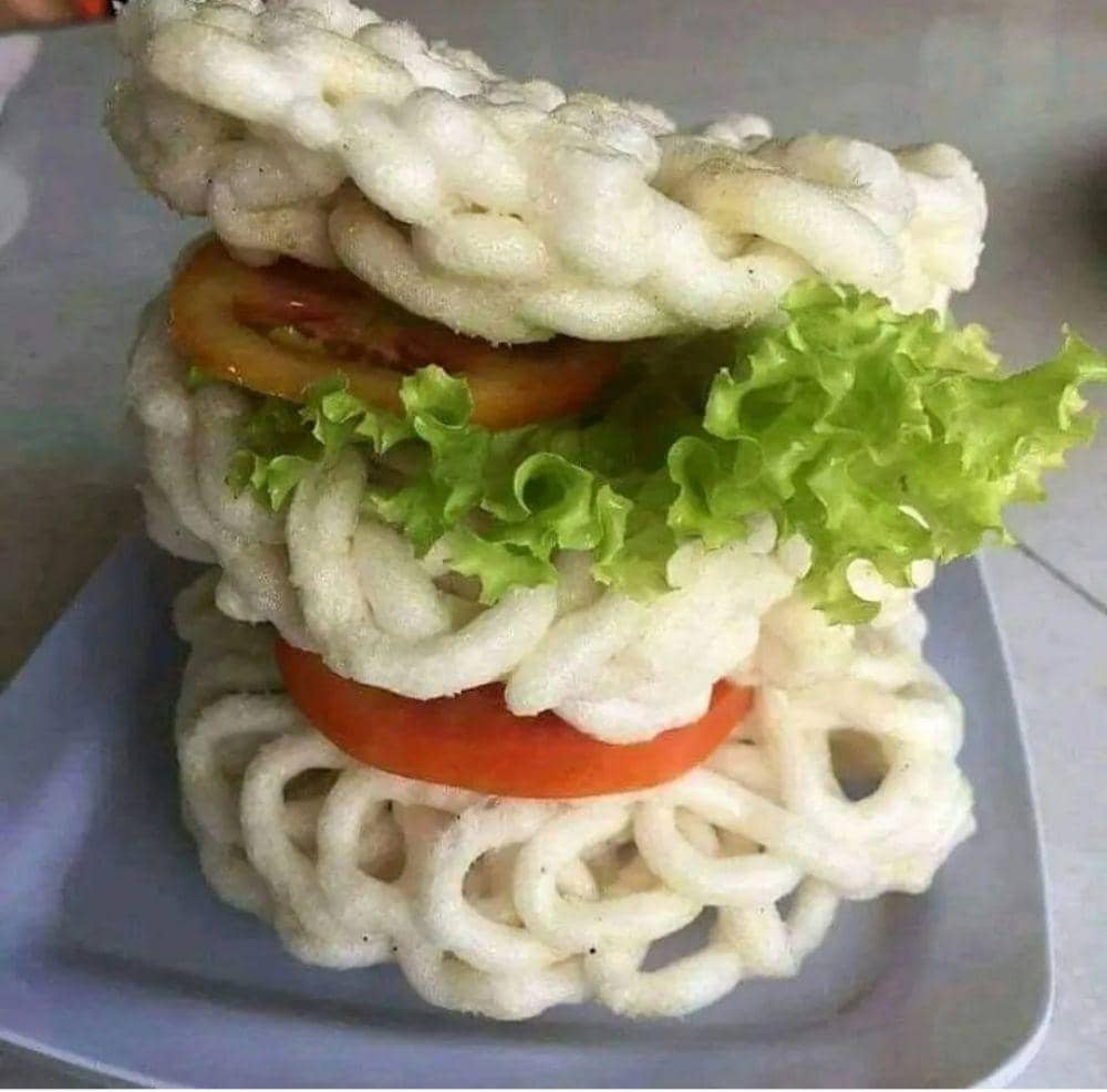 makanan warga nyeleneh (instagram.com/wkwkland_real)