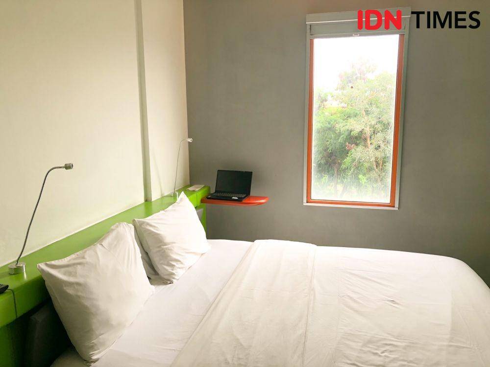 Kamar di POP! Hotel Airport (IDN Times/Naufal Al Rahman)