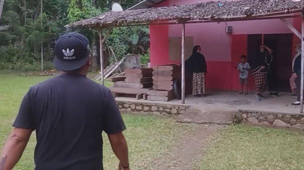 rumah Fajar Sad Boy (YouTube.com/ Cinema Art Gorontalo)