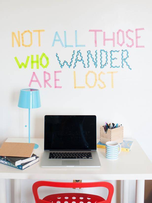 quotes wall decor dari washi tape (hgtv.com/Michelle Edgemont)