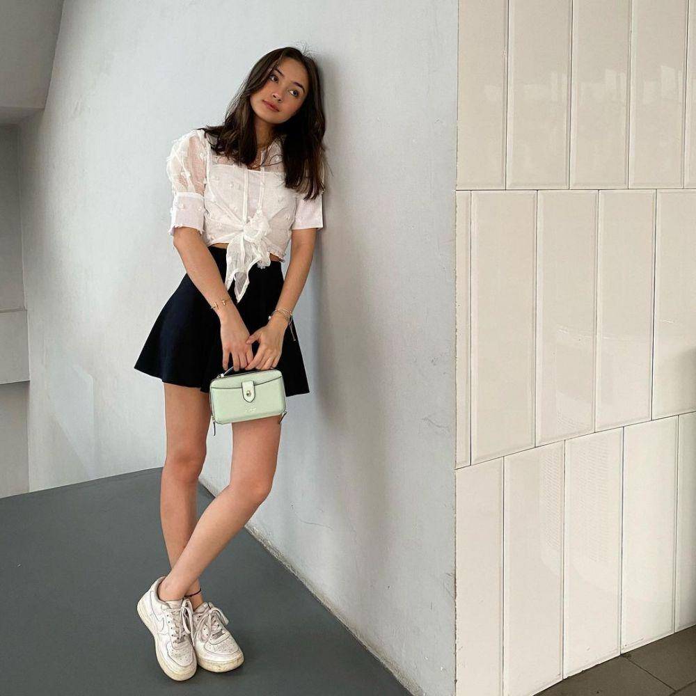 Night Out Outfit Ala Caitlin Halderman (instagram.com/caitlinhalderman)