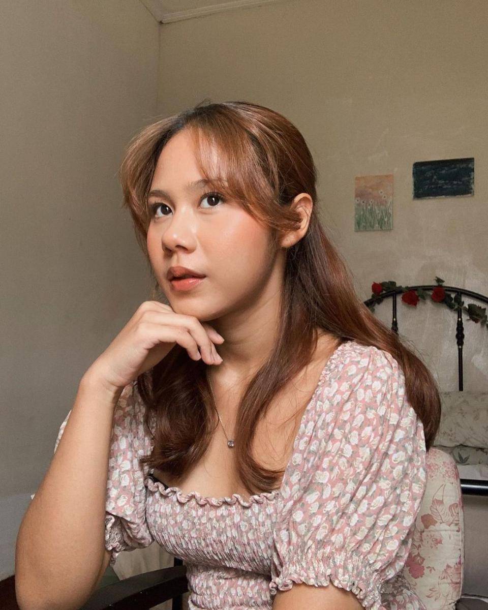potret Nadin Amizah (instagram.com/cakecaine)