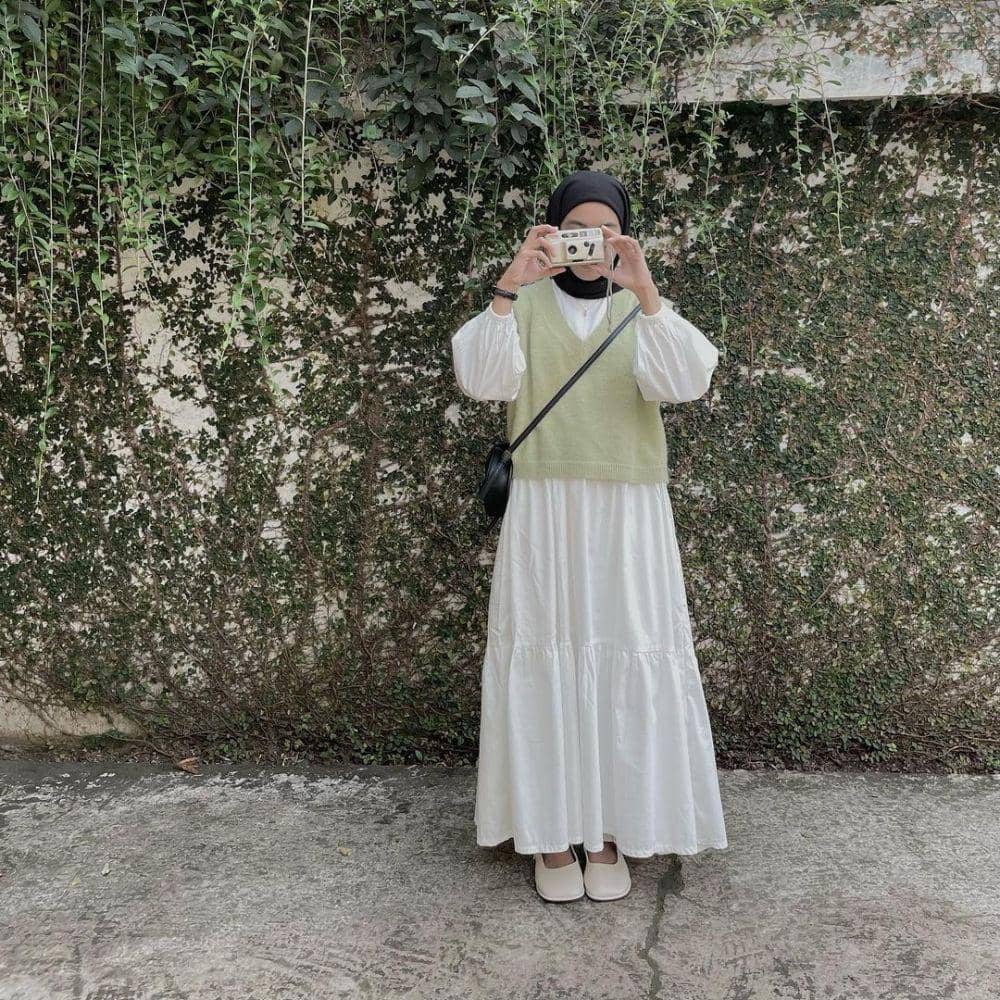 ide outfit dress ala Rahmi Apria (instagram.com/rahmi.apr)