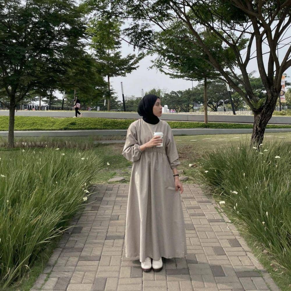 ide outfit dress ala Rahmi Apria (instagram.com/rahmi.apr)