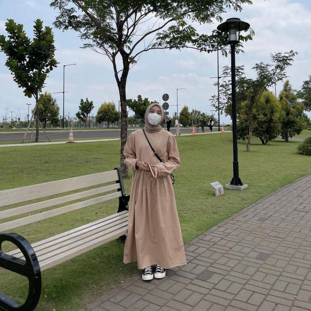 ide outfit dress ala Rahmi Apria (instagram.com/rahmi.apr)