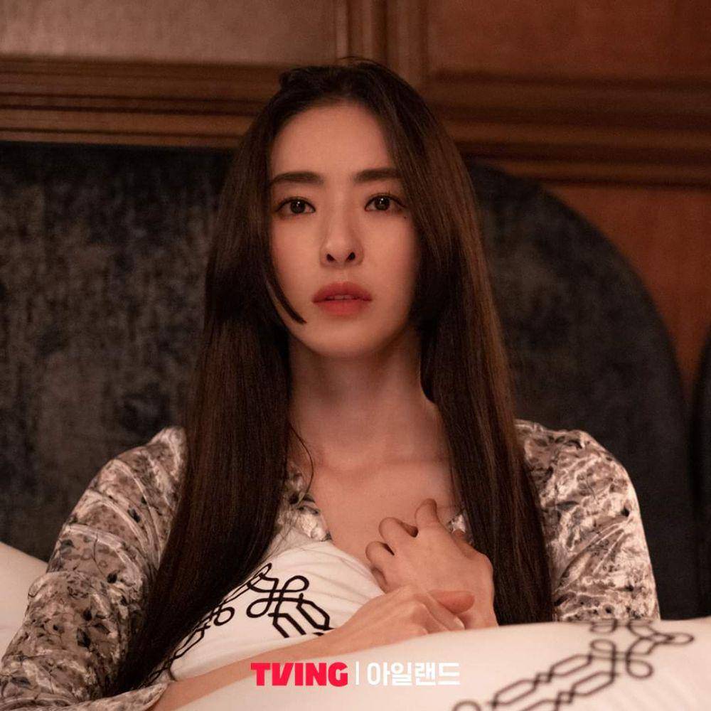 Lee Da Hee di Island (instagram.com/tving.official)