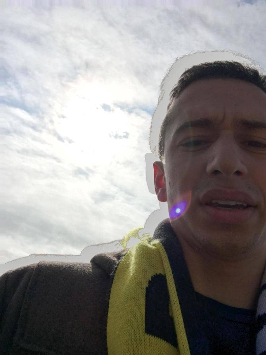 potret momen seperti glitch di dunia nyata (reddit.com/user/YNWA6969)