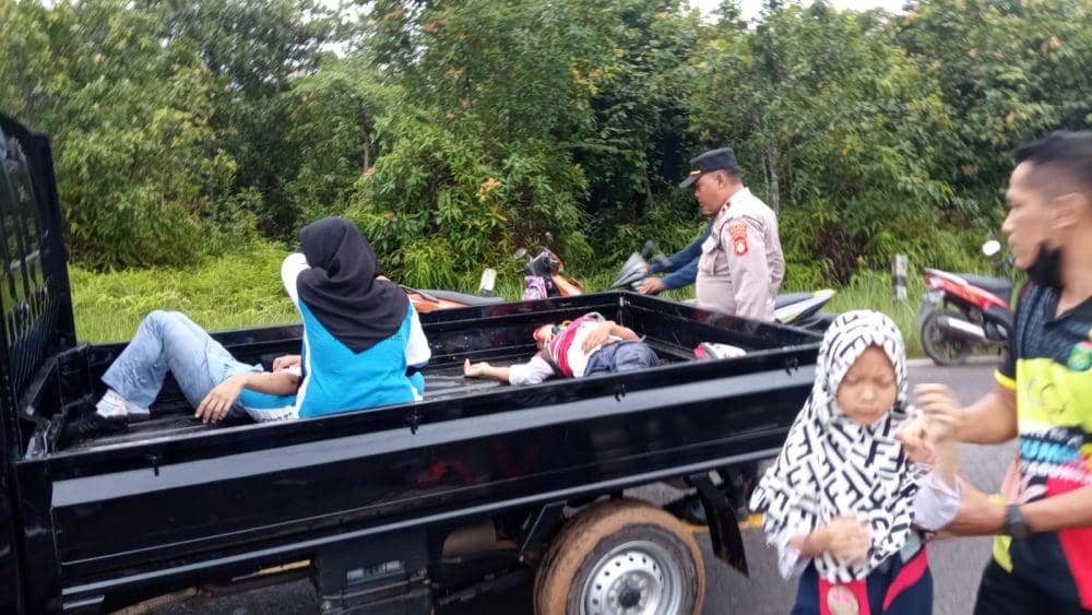 ( Tabrakan motor di Prabumulih yang melibatkan pelajar yang hendak pergi ke sekolah) IDN Times/Istimewa