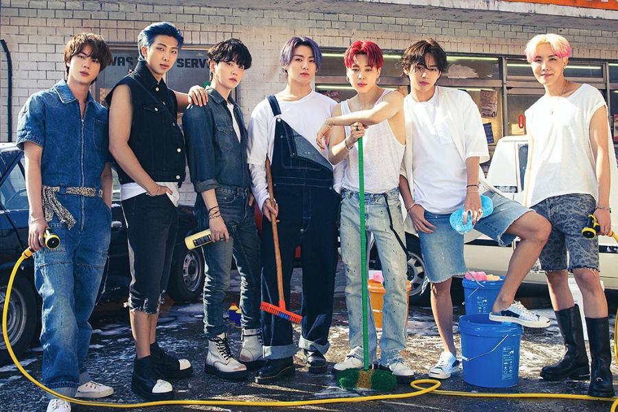 [QUIZ] Siapa Member BTS yang Cocok Jadi Partner Dinner saat Imlek?