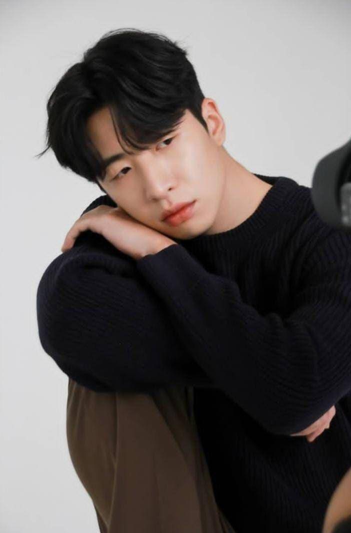 Yoo Soo Bin (instagram.com/jwidecompany)