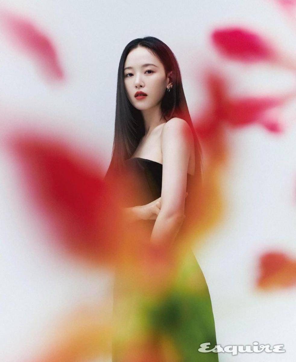 Kang Han Na (instagram.com/k_hanna_)