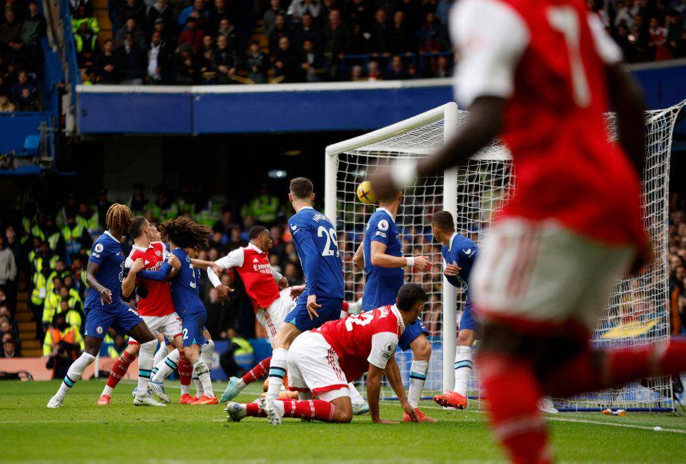Gabriel Magalhaes ketika mencetak gol ke gawang Chelsea pada pekan ke-15 EPL 2022/2023. (twitter.com/premierleague)
