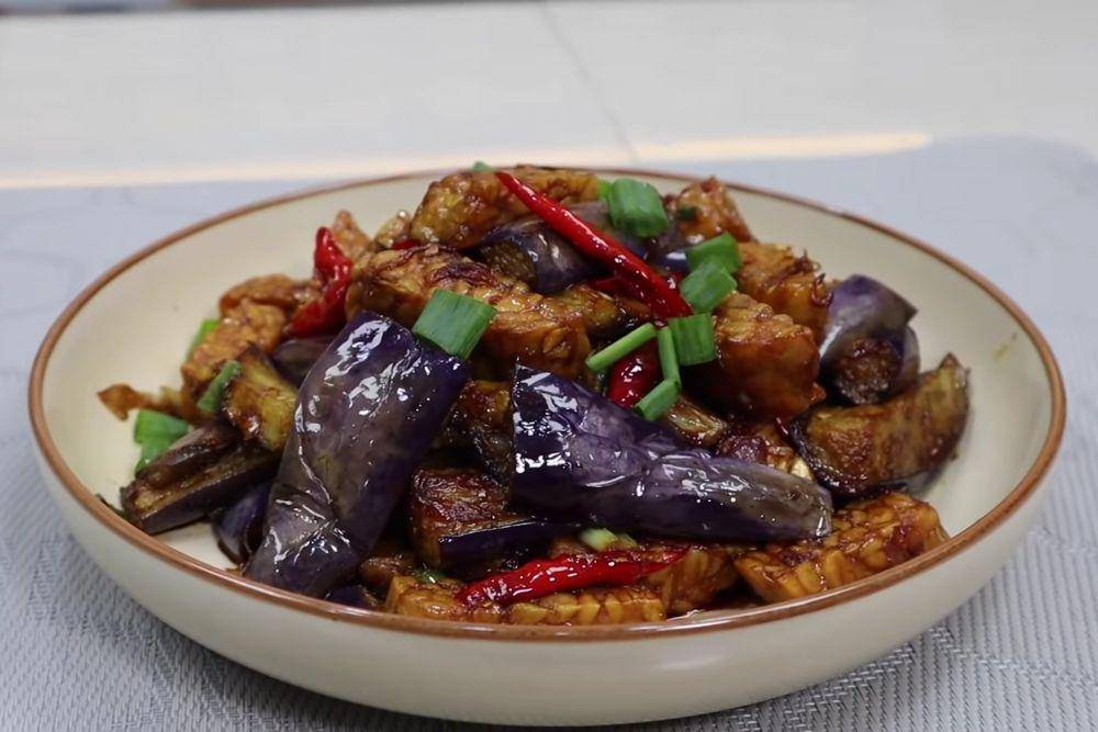 tumis terung tempe saus tiram (YouTube.com/Eddy Siswanto)
