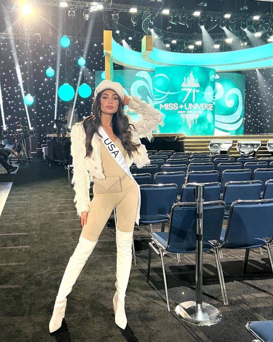 R'Bonney Nola saat gladi malam final Miss Universe. (https://www.instagram.com/rbonneynola)