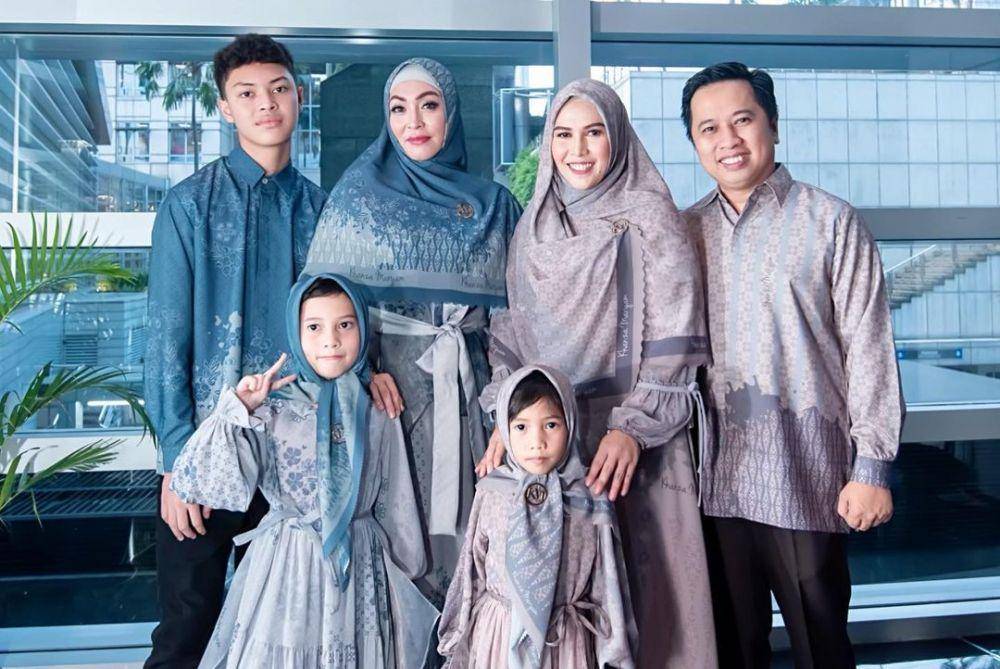 momen catwalk perdana Keanu Massaid (instagram.com/angelinasondakh09)