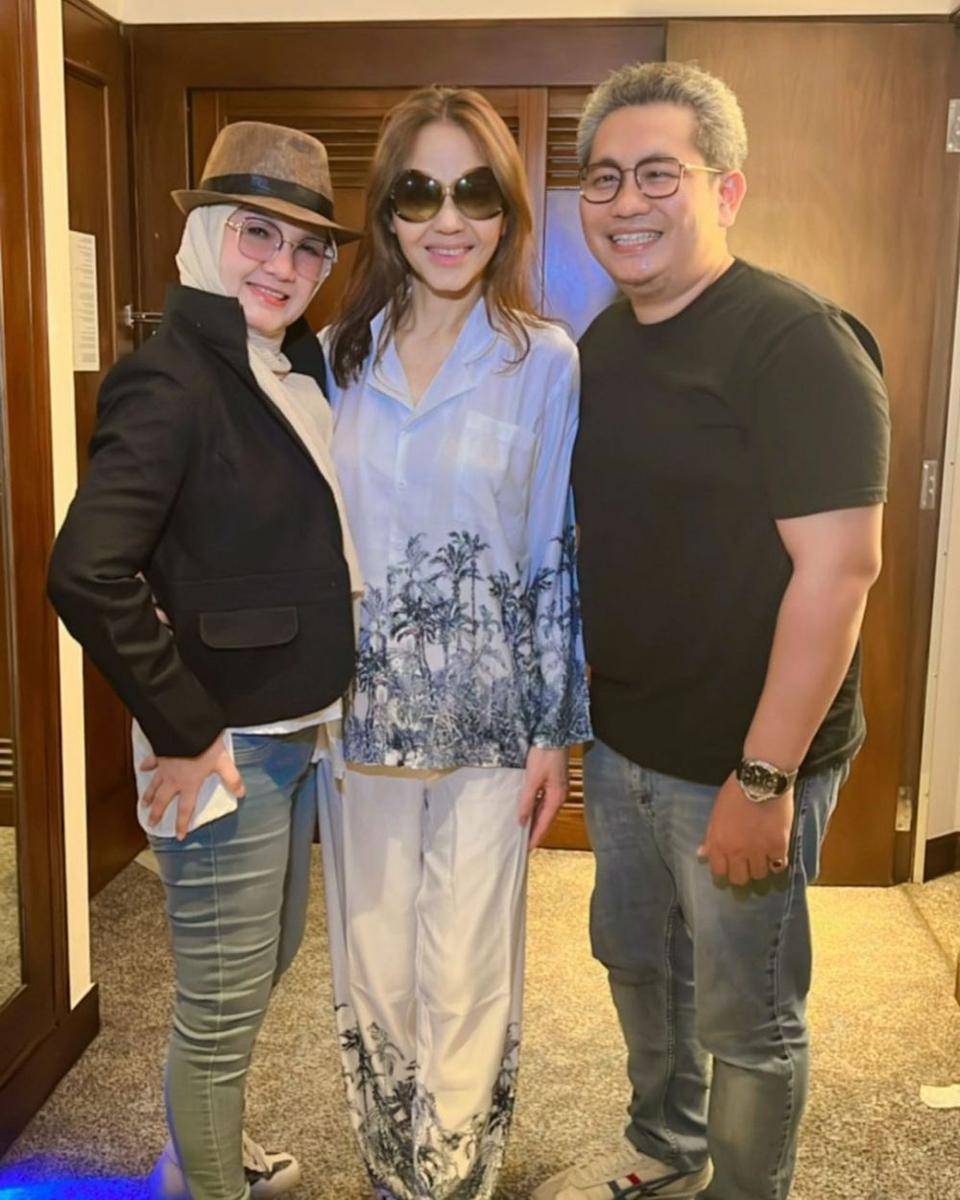 potret Bunda Corla meet up sama para artis (instagram.com/corla_2)