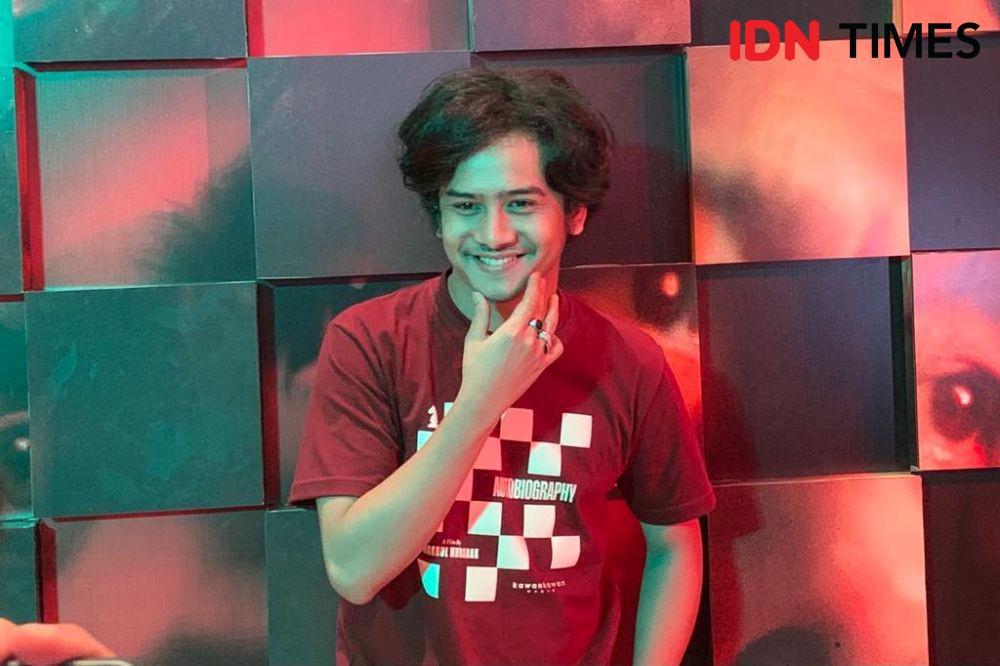 Kevin Ardilova Takut Lakoni Adegan Mandi Tanpa Busana di Autobiography
