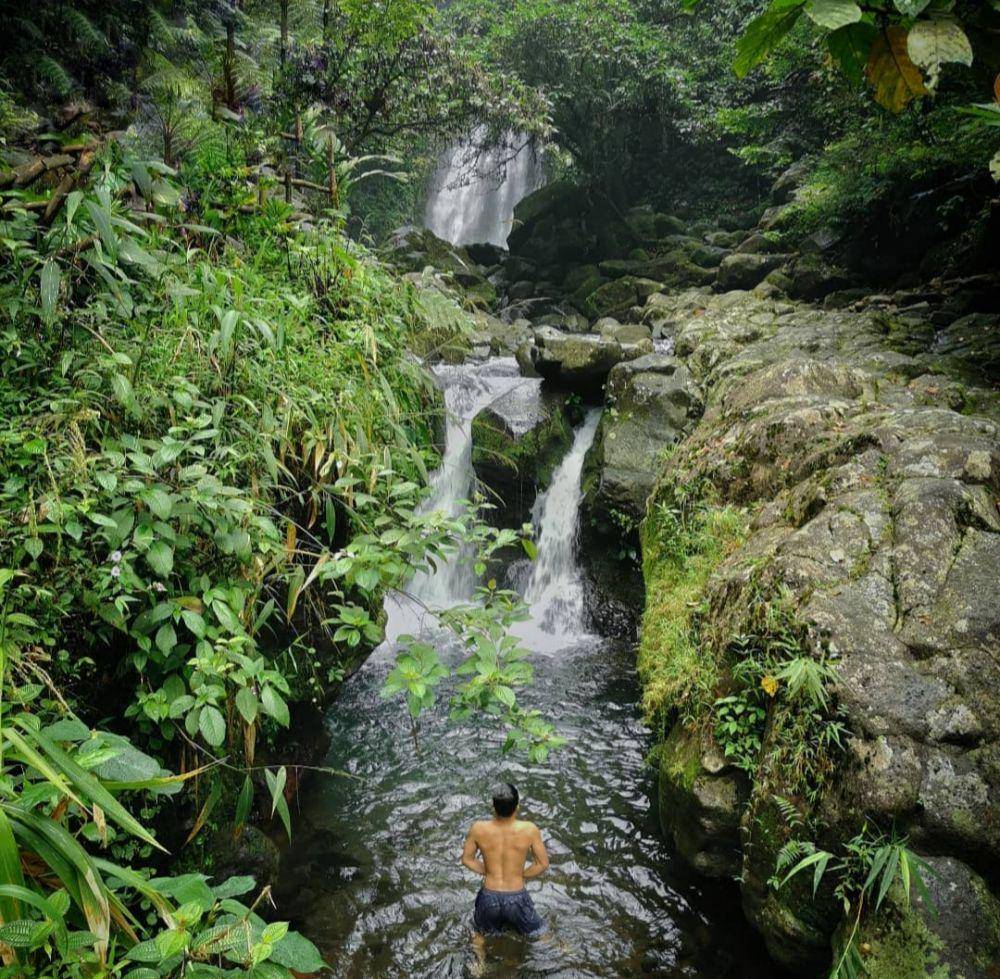 Curug Ciampea (instagram.com/jems_ngojay)