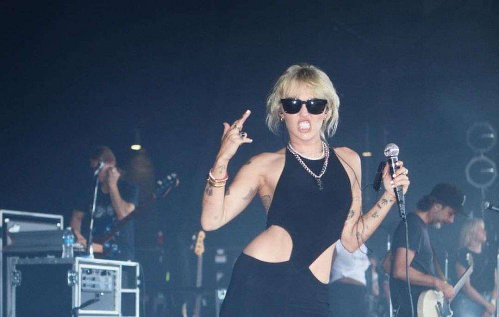 dok. instagram/mileycyrus