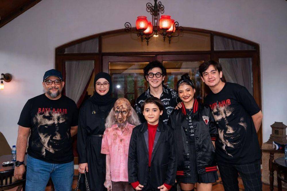 Rayhan Cornellis dan pemeran Bayi Ajaib (Instagram.com/rayhanvdn)