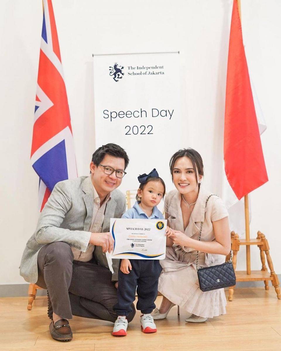 Shandy Aulia temani anak sekolah (Instagram.com/shandyaulia)