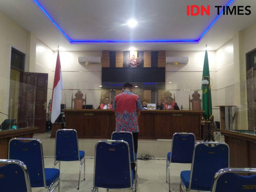 Sidang vonis penyuap Rektor Unila, Andi Desfiandi di PN Tipikor Tanjungkarang, Rabu (18/1/2023). (IDN Times/Tama Yudha Wiguna).