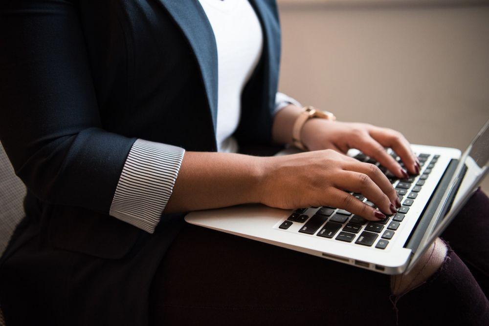 10 Cara Memperbaiki Keyboard Laptop Tidak Berfungsi